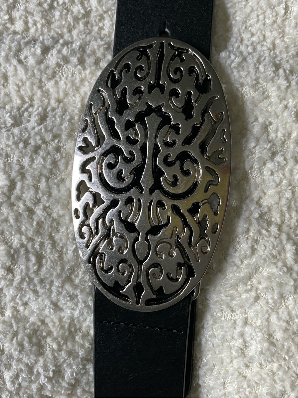 Liz Claiborne Black Leather Belt with Silver Filigree Oval Buckle